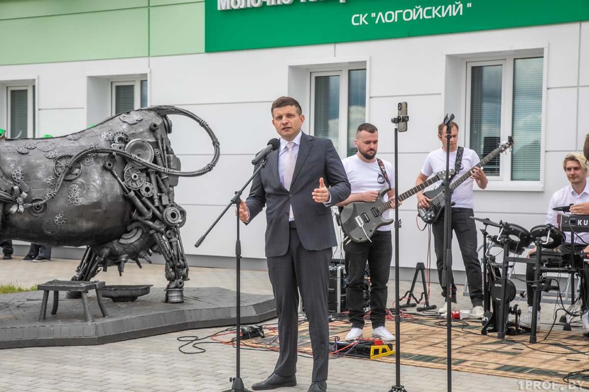 НОВЫЙ МОЛОЧНО-ТОВАРНЫЙ КОМПЛЕКС ОТКРЫЛИ В ЛОГОЙСКОМ РАЙОНЕ - Минское  областное объединение профсоюзов